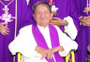 Cha giáo Đaminh Cẩm Nguyễn Đình Cẩm vừa về với Chúa