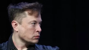Elon Musk: Từ người tự kỷ, bỏ học, thành tỉ phú giàu nhất thế giới