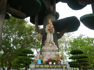 Sơ lược lịch sử Đức Mẹ hiện ra tại La Vang