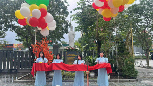 Nghi thức làm phép tượng đài Thánh Gioan Đoạn Trinh Hoan tại giáo xứ Tam Tòa