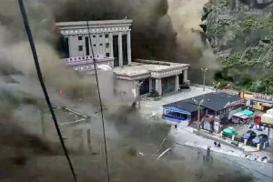 Thảm họa lũ quét tại biên giới Nepal – Trung Quốc