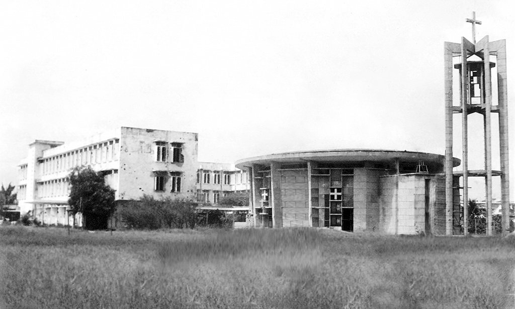 Bốn mươi năm nhìn lại (1979-2019) - Cho những tàn phai