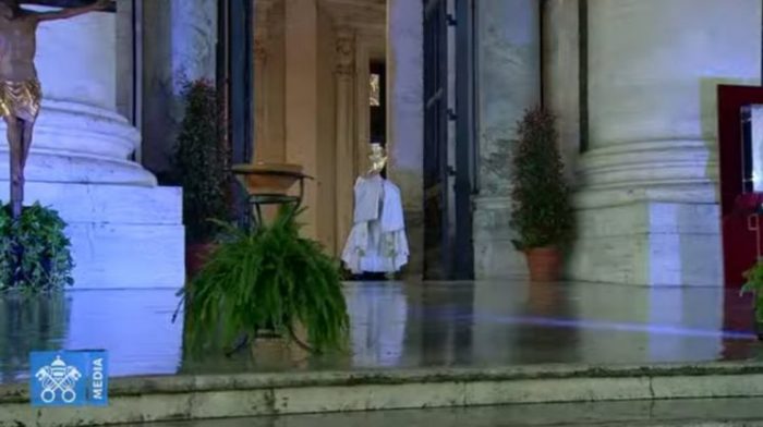 “Chúa ơi, xin Chúa thức dậy!”: Tiếng kêu của Đức Phanxicô tại Quảng trường Thánh Phêrô