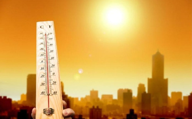 Cách đối phó nắng nóng kỷ lục để tránh cảm nắng