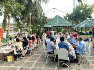 Tân niên phía Nam chiều Mồng 5 Tết Bính Ngọ