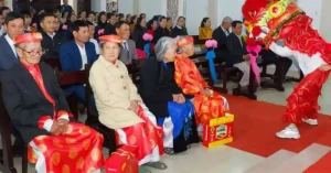 Dân số già hóa, người Công giáo Việt Nam thay đổi tư duy về phương cách báo hiếu cha mẹ