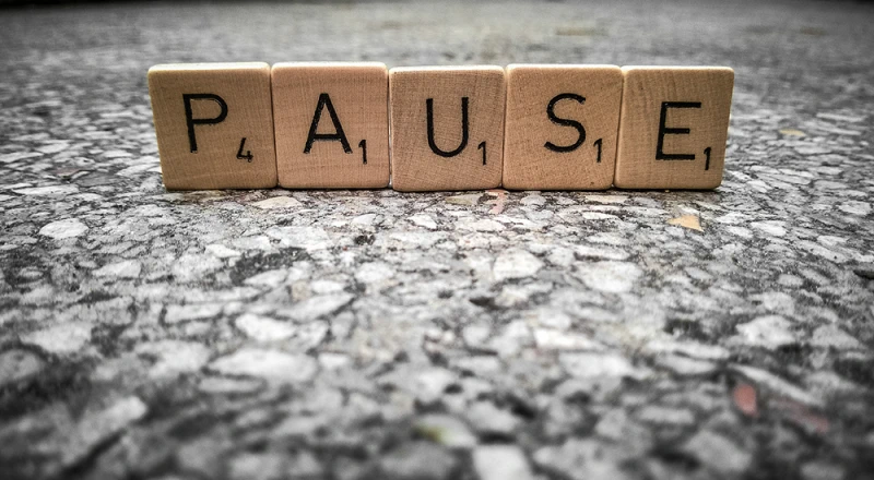 pause